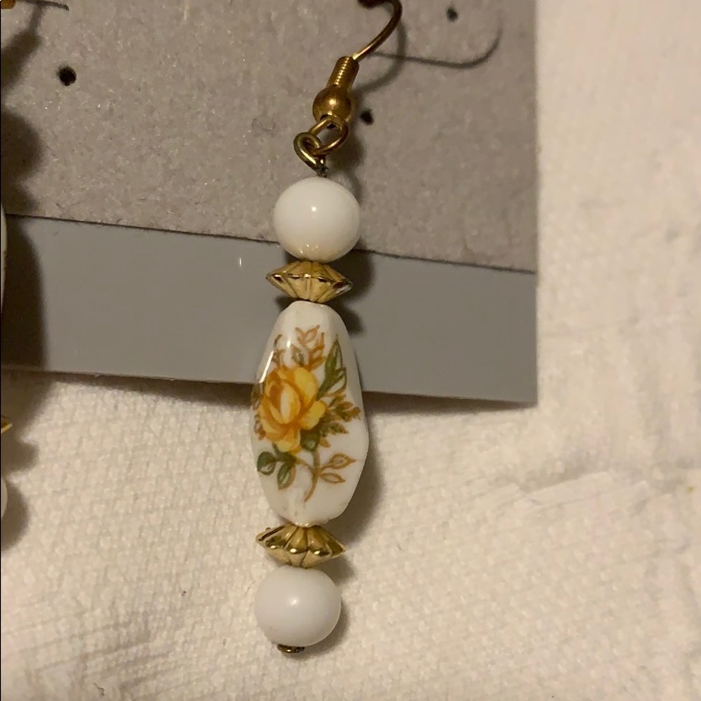 Earrings - Picture 3 of 3